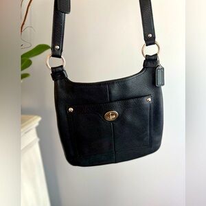 Coach - Vintage pebbled leather sadle bag